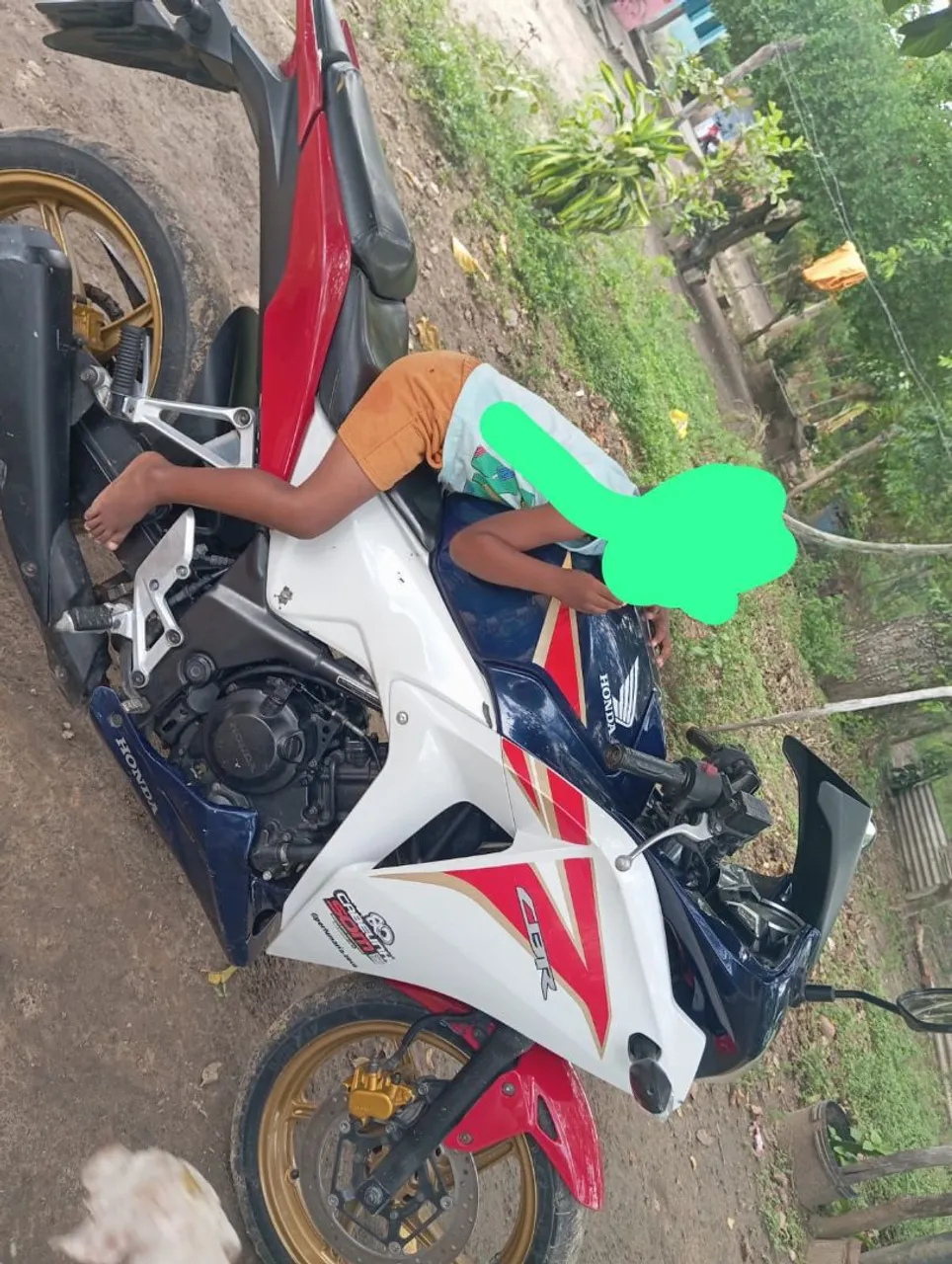 CBR 250 a vende leia a descrição