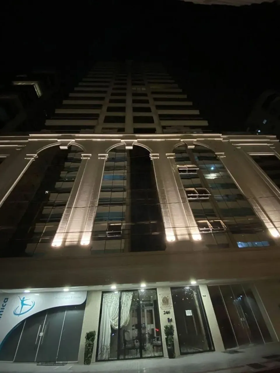 Apartamento em Rua 222, - Meia Praia - Itapema/SC
