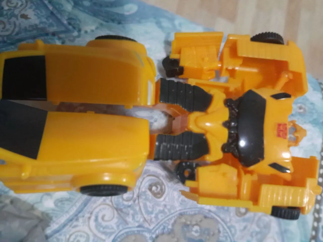Boneco Autobot Bumblebee - Foto 3