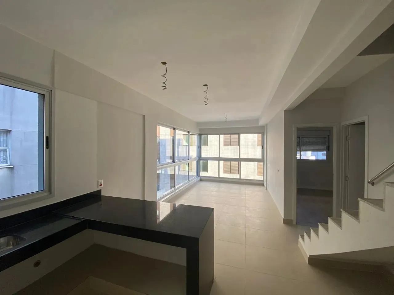 COBERTURA NOVA PARA LOCAÇÃO - 2 QUARTOS/2 SUÍTES - SERRA - BH