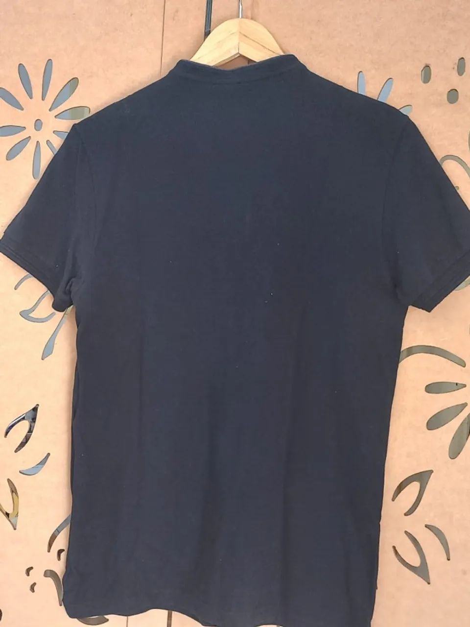Camisa Gola Curta  Preta (M) - Foto 4