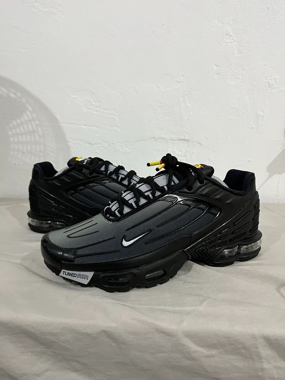 Nike Air Max Plus III Black Wolf Grey - Calçados - Veloso, Osasco