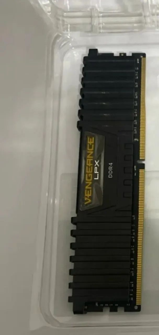 Memória RAM Corsair Vengeance LPX 8GB DDR4
