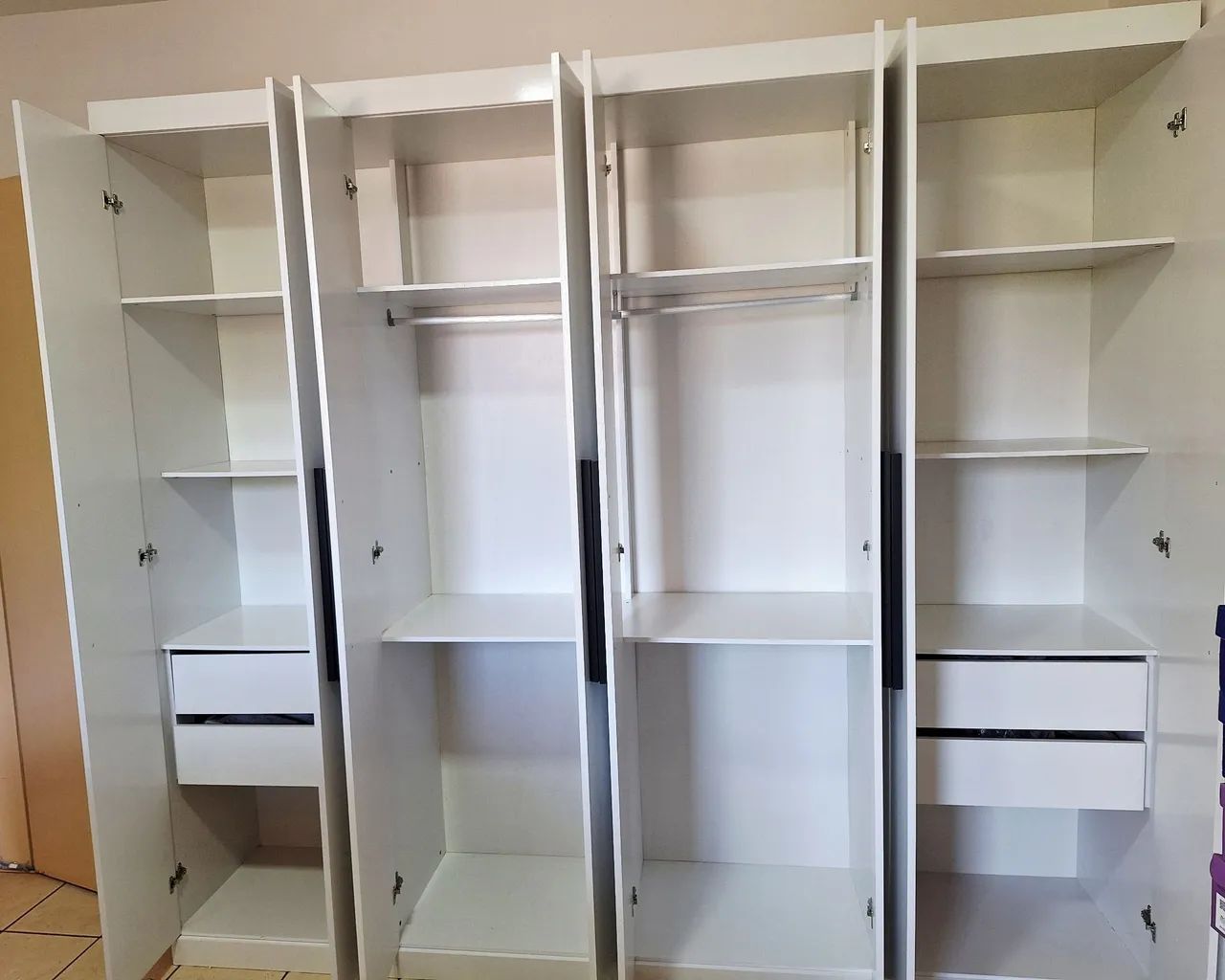 Guarda Roupas 8 Portas  - Foto 3