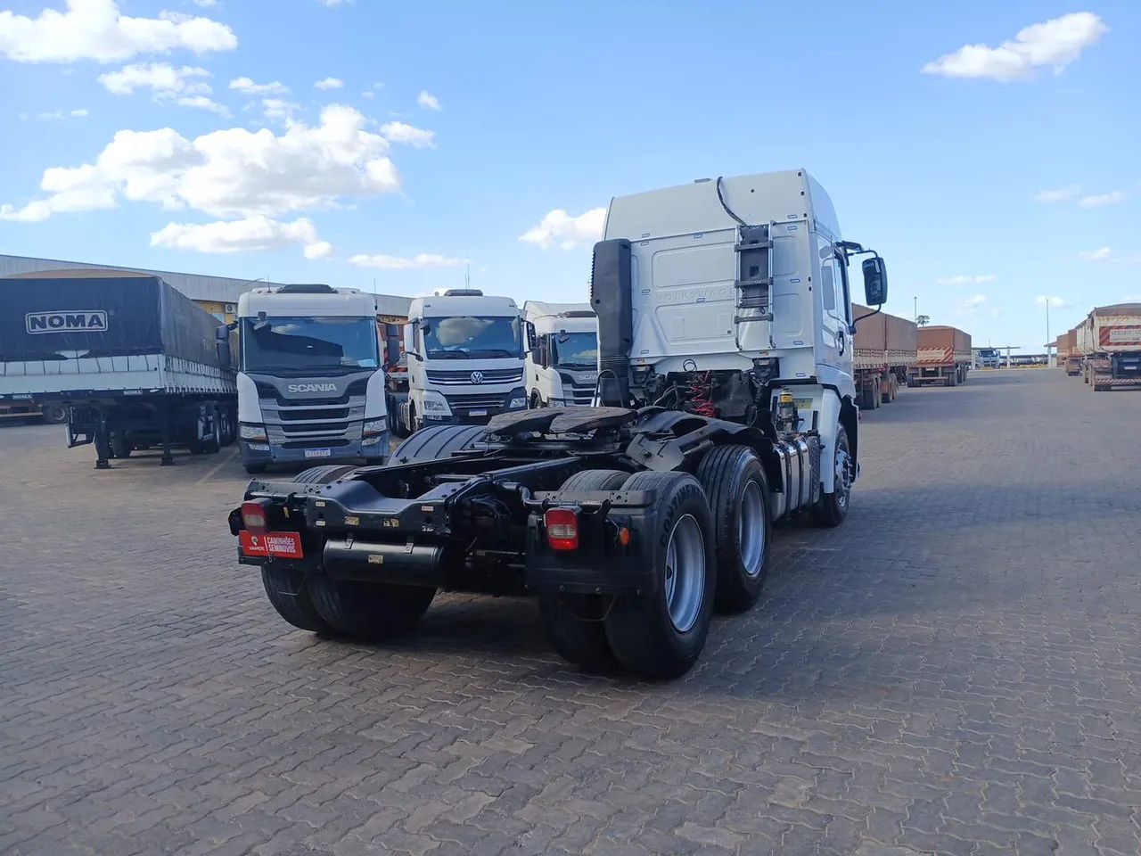 Volkswagen 25.420 Constellation 6x2 2p (Diesel)(E5) 2018/2019 VAMOS SEMINOVOS - Foto 4