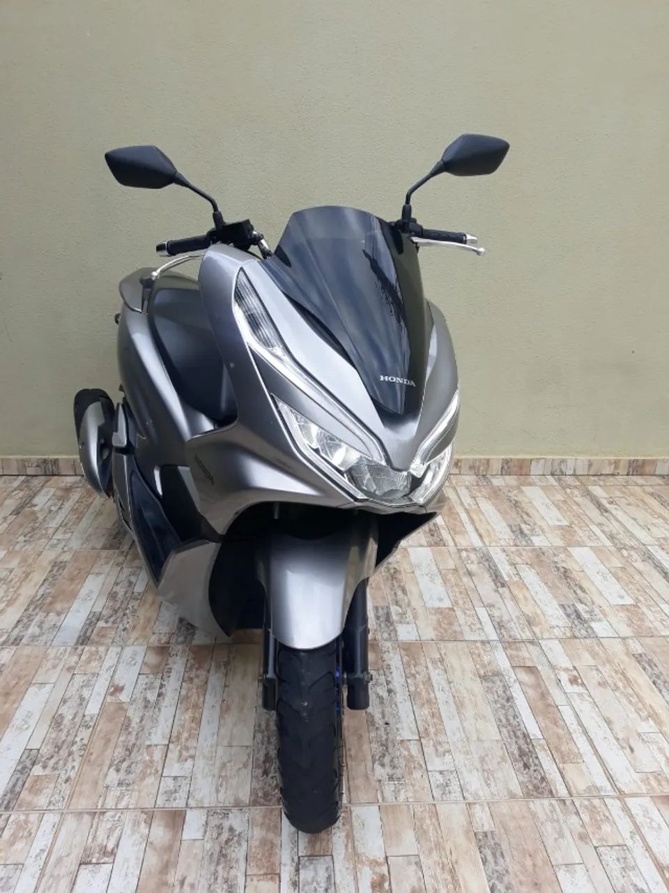HONDA PCX 150 DLX- 2019