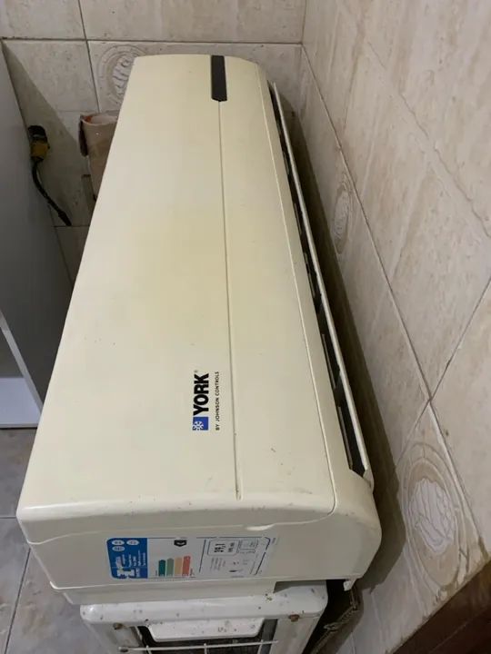 Ar Condicionado York Split Usado - Foto 3