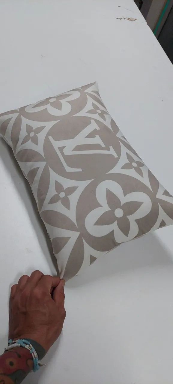 Capas almofadas louis vuitton  - Foto 2