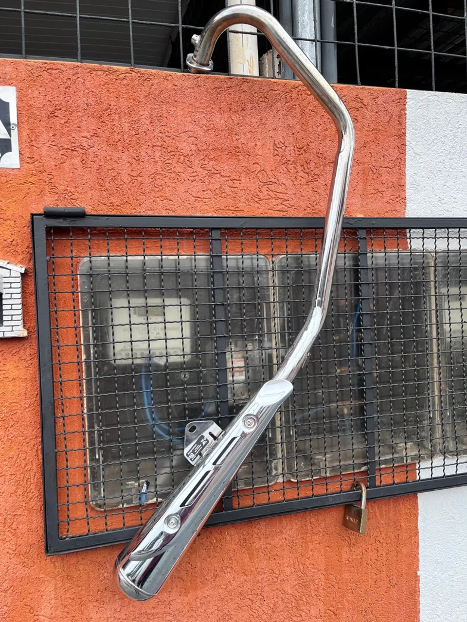 Escapamento para Factor