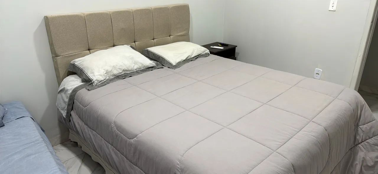 Cama Queen64296132266242122