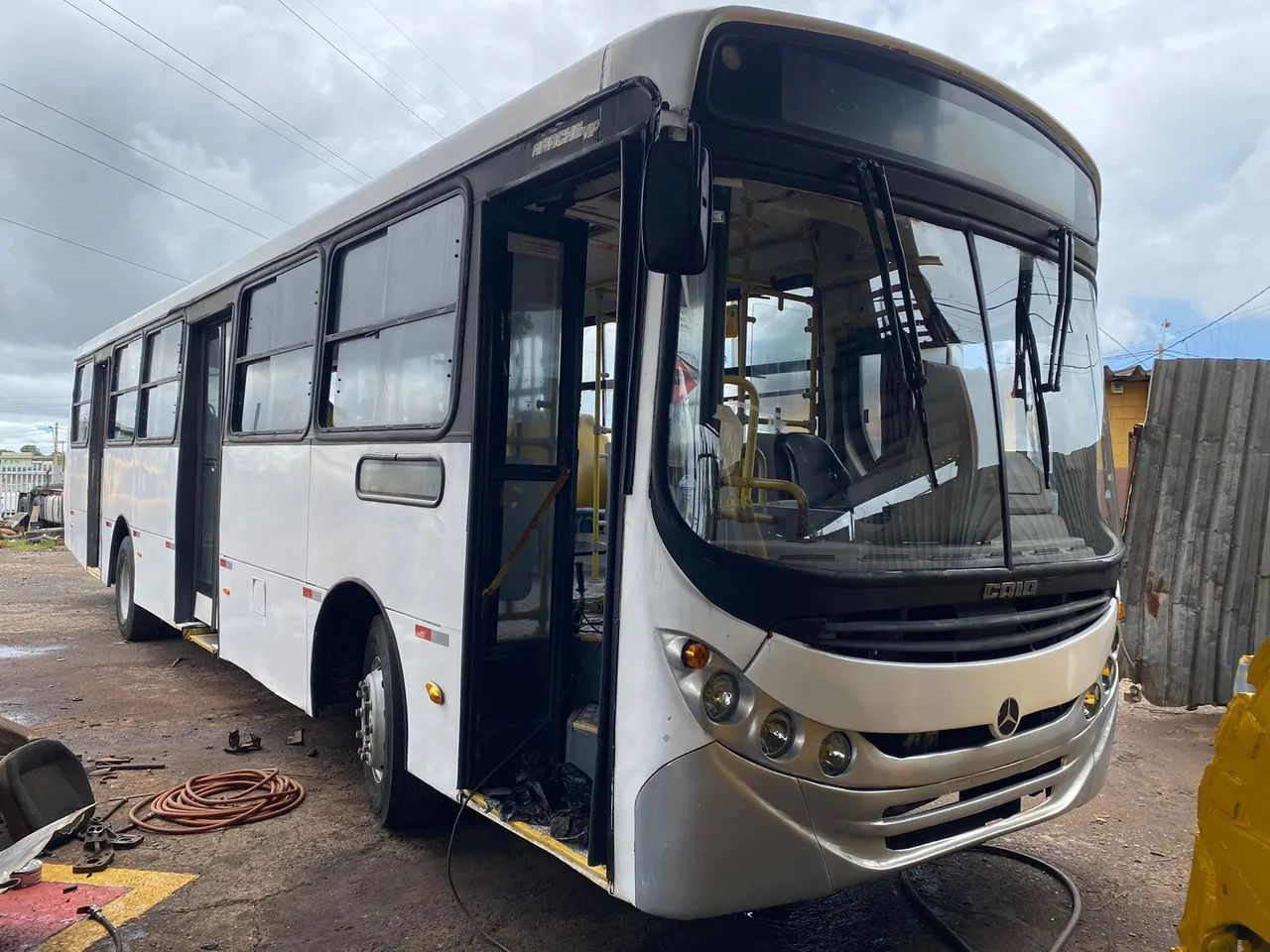 Ônibus Mercedes-Benz -  1721 Caio Apache 2011/11em excelente estado! - Foto 10