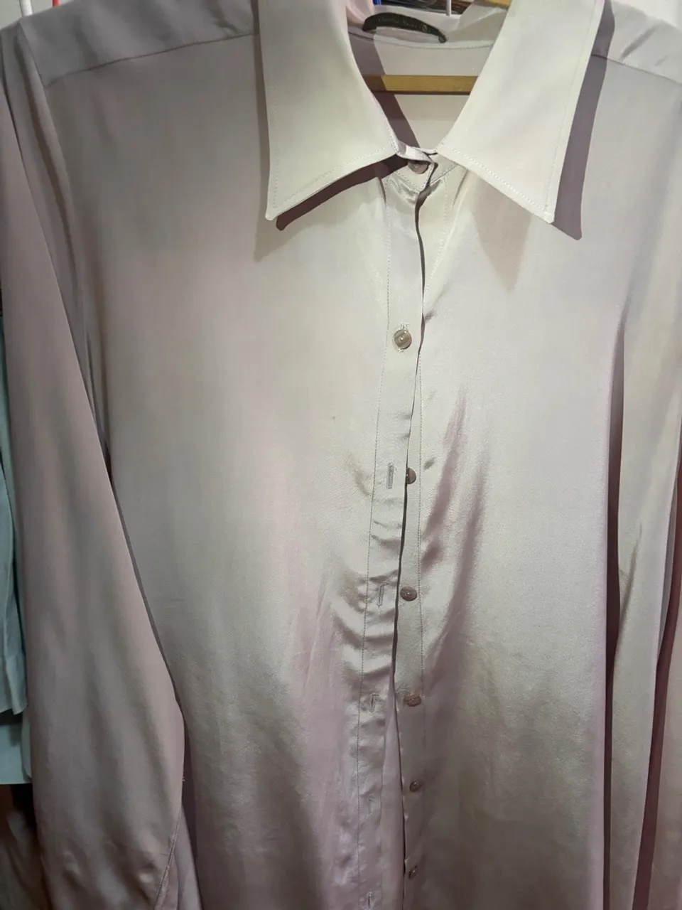Camisa Social Elegante com Colarinho