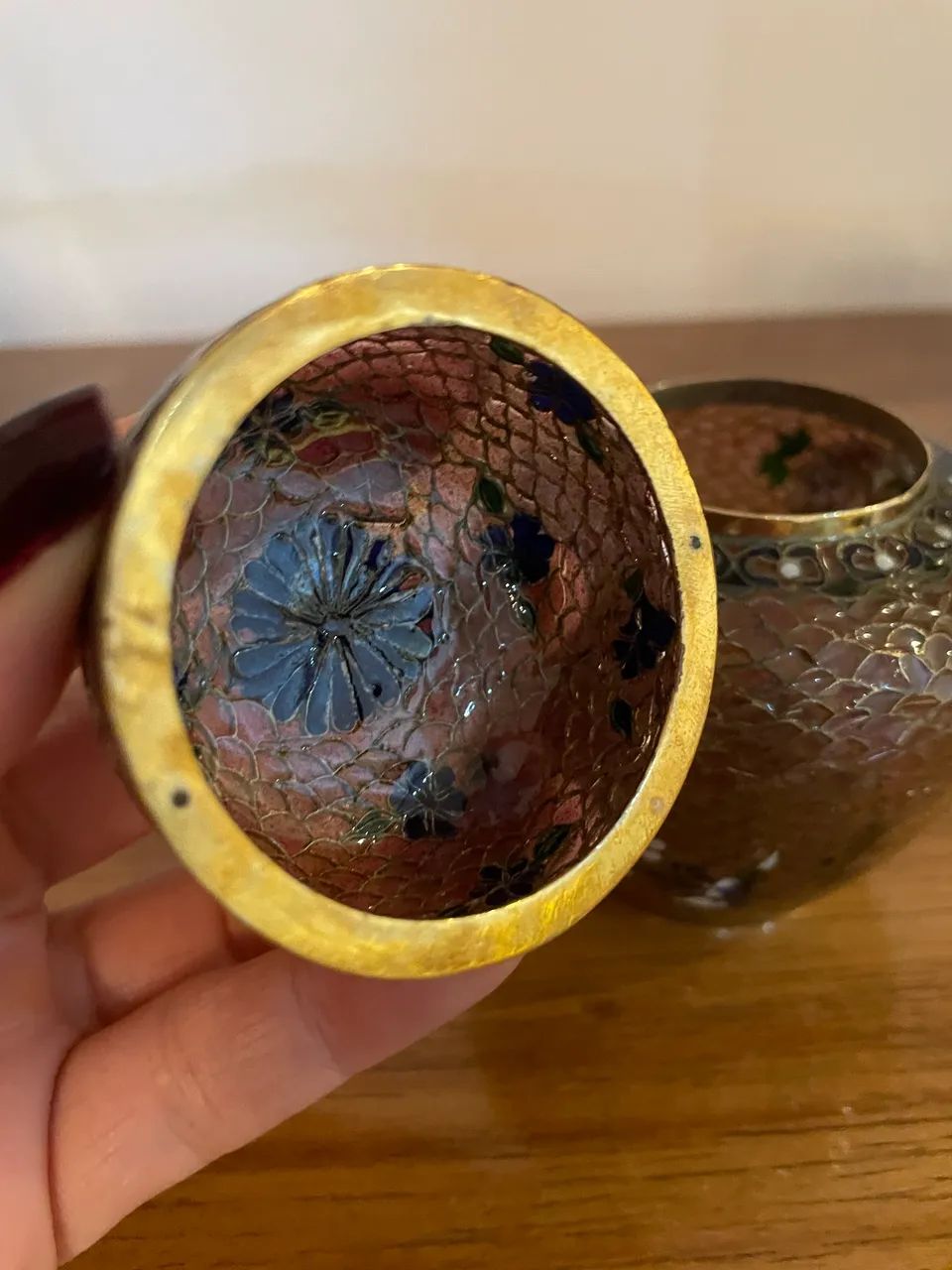 Pote cloisonné em metal - 9 cm - Foto 3