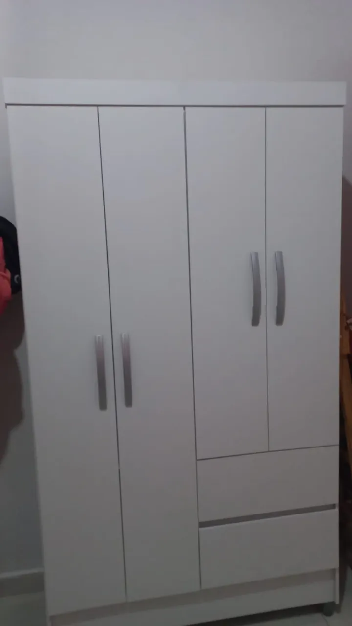 Guarda roupa infantil