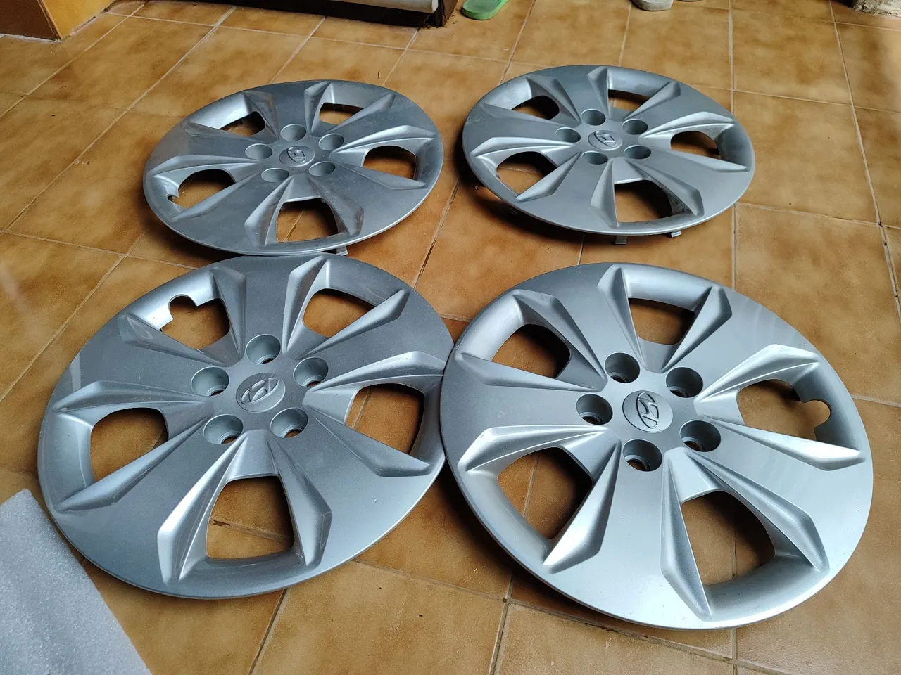 04 Calotas Hyundai Creta original