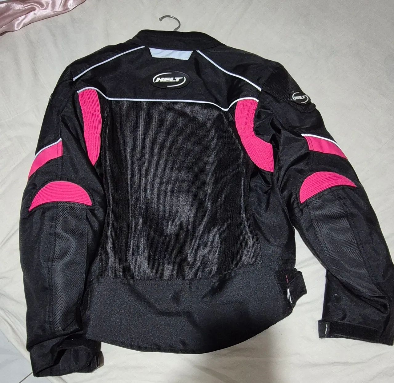 Vendo jaqueta moto helt feminina P Roupas 7º BEC, Rio Branco