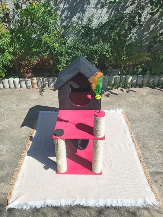 Casa para gato com arranhador - Foto 4