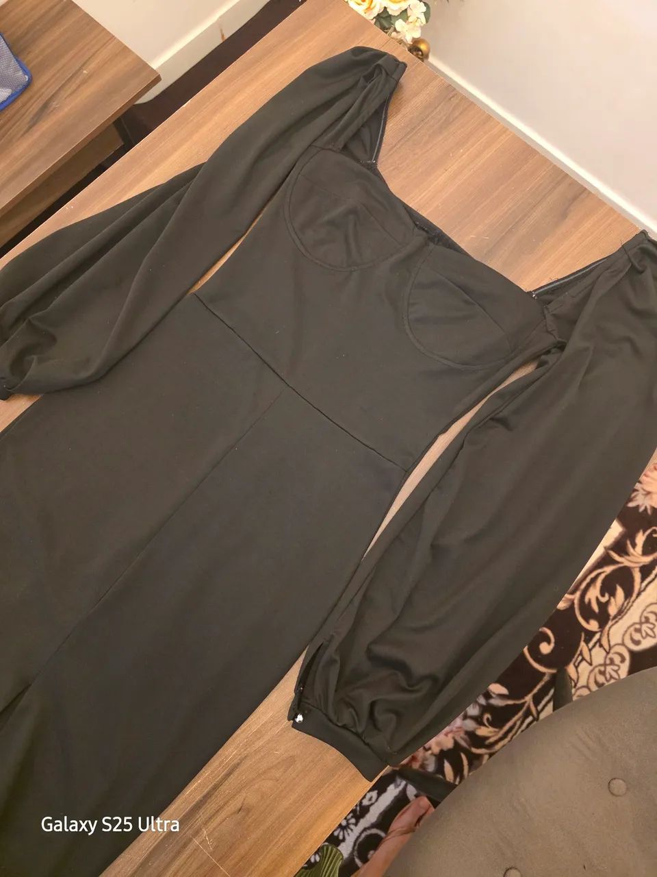 Vestido Preto Manga Longa Elegante - Foto 2