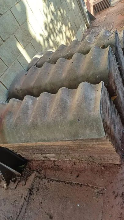 Capa de cumeeira de amianto de cimento meia agua