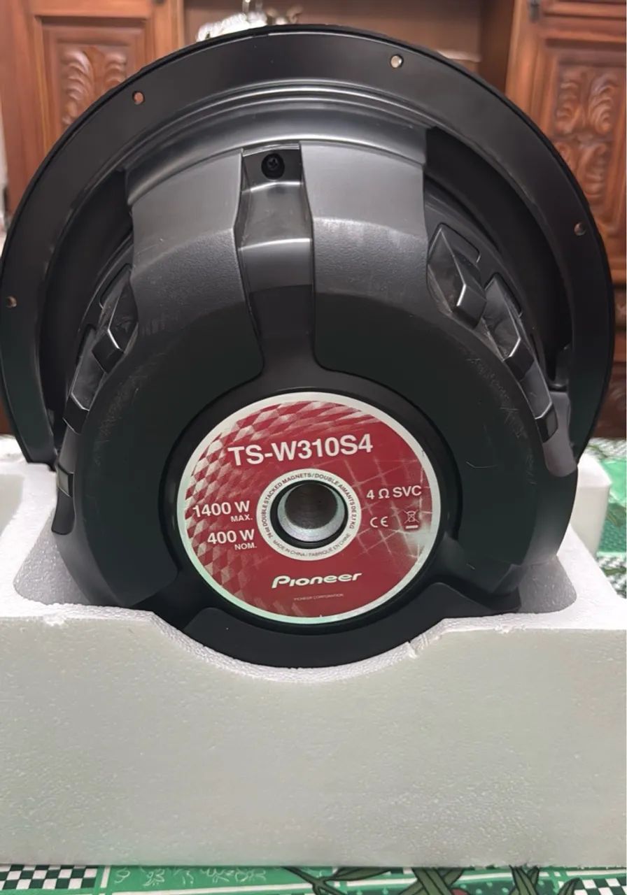 Vendo Subwoofer Pionner 12 polegadas, bobina simples, modelo TS-W310S4, novo, Itajubá/MG