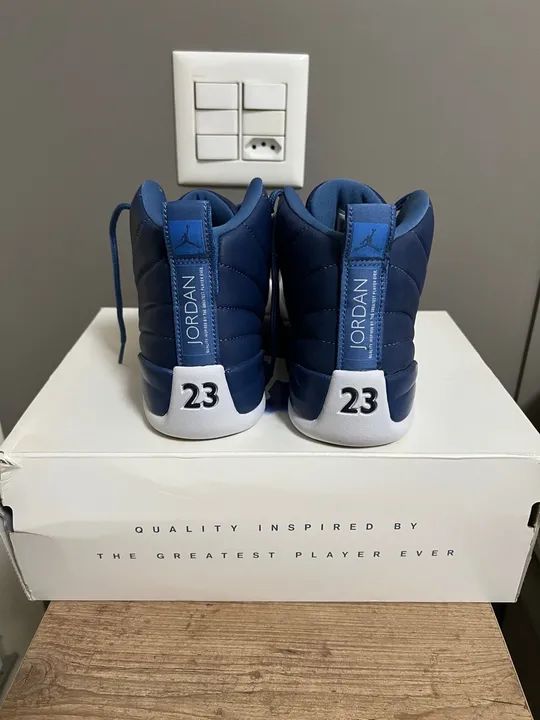Tênis Jordan 12 Retro - Azul e Branco - Foto 4
