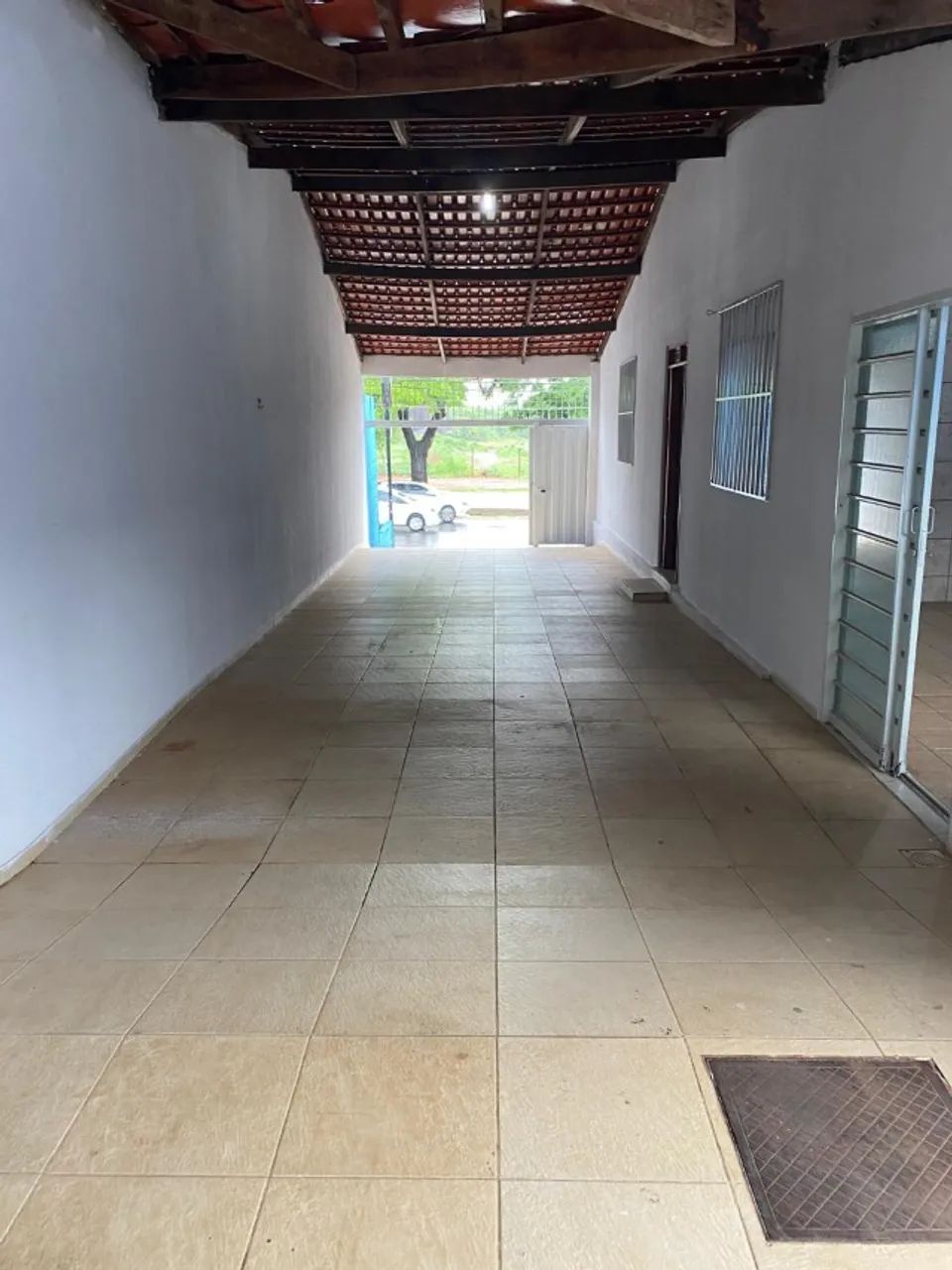 CASA COMERCIAL COM BARRACAO BAIRRO NEGRAO DE LIMA 04 QUARTOS - Foto 3