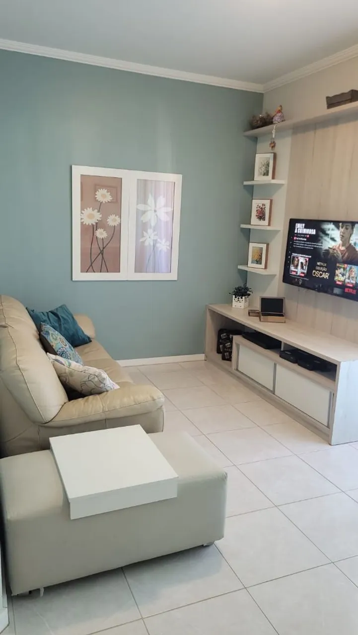 Aluguel baixa temporada, duas amplas suítes, quadra da praia