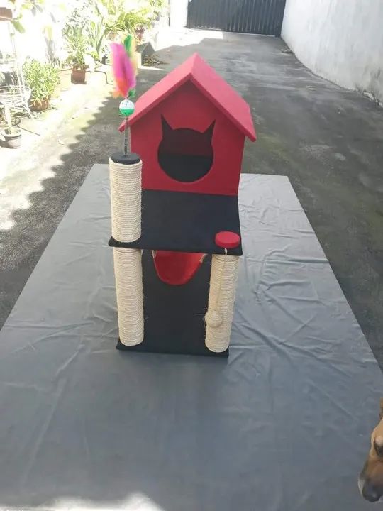 Casa para gato com arranhador - Foto 5