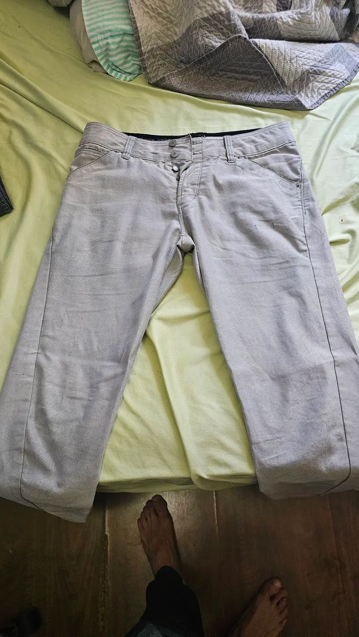 Calça jeans cinza  - Foto 3