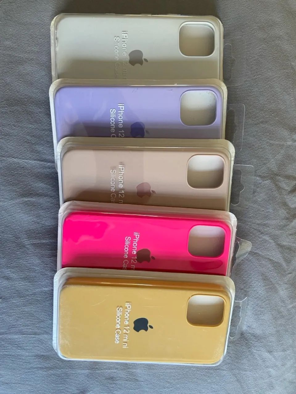 Capas para iPhone 12 Mini, 12/12 Pro e 13 Pro - Novas e Usadas - Foto 2