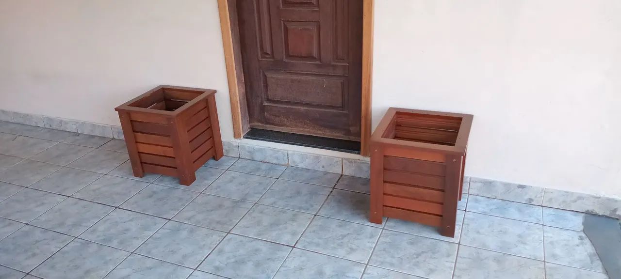 Vaso de madeira para plantas - Foto 6