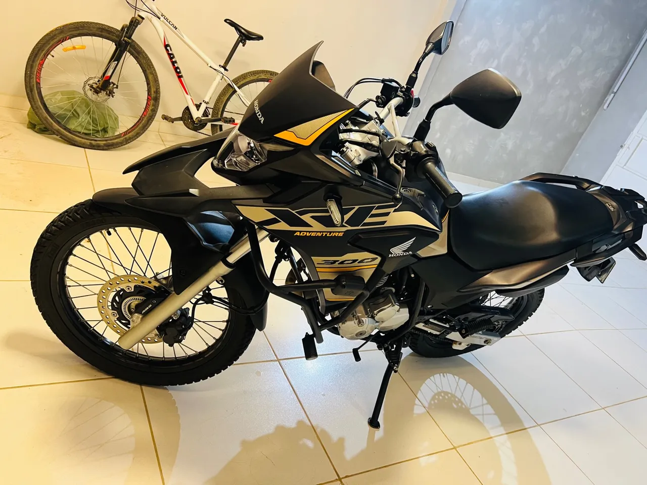 Xre 300 Adventure 2022 