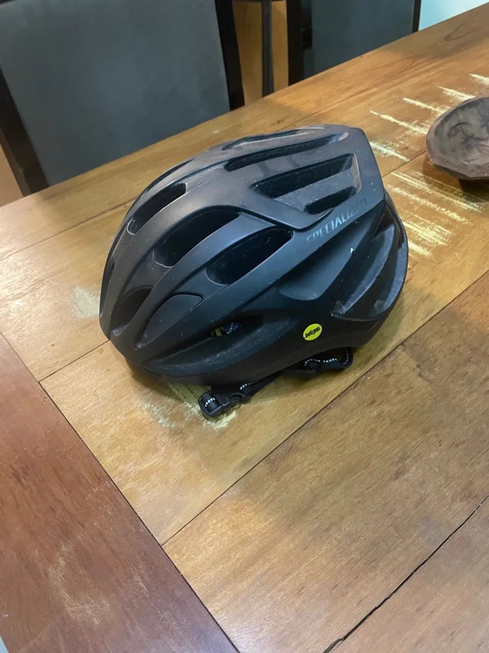 Capacete specialized 
