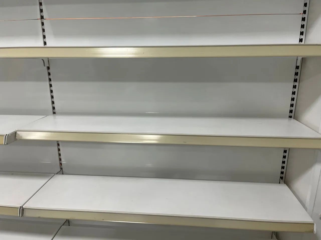 Lote para montagem de Farmácia completa !  - Foto 3