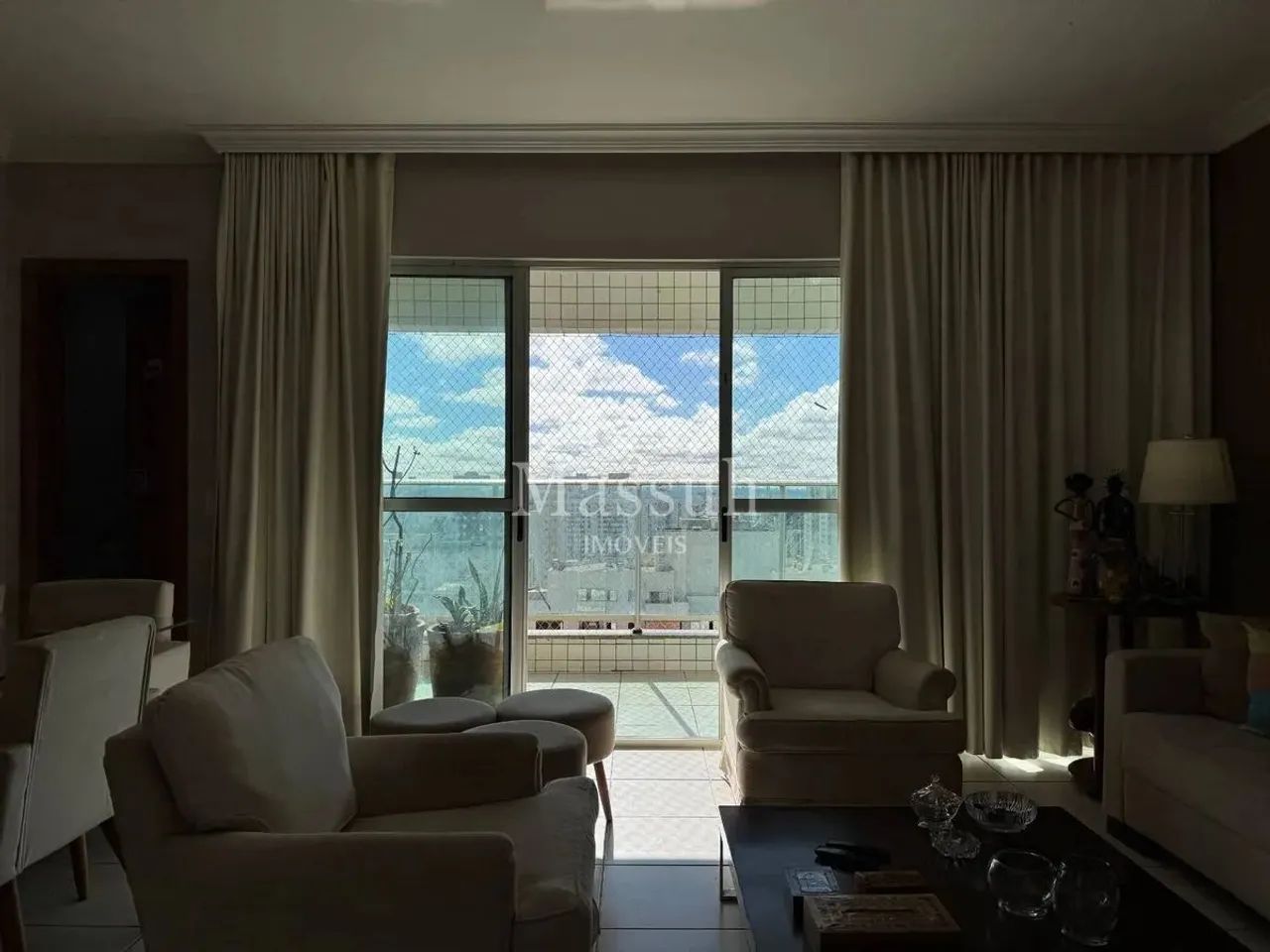 Residencial Ilha Bela - VISTA LIVRE - ANDAR ALTO - VAZADO - 3 SUÍTES - ARMÁRIOS PLANEJADOS - Foto 2