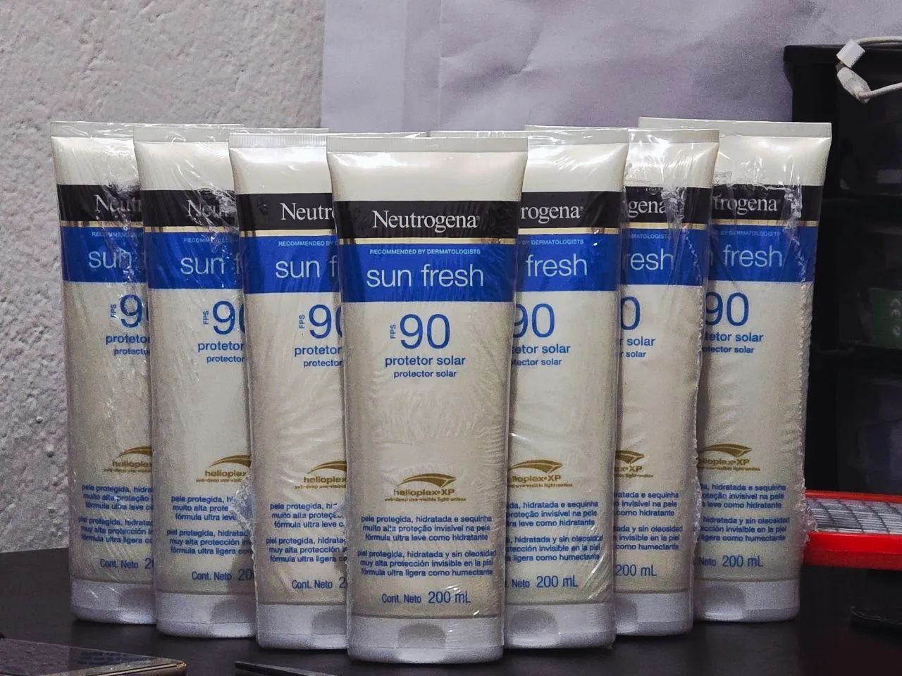 Protetor Solar FPS 90 Neutrogena Sun Fresh  - 200ml - Foto 2