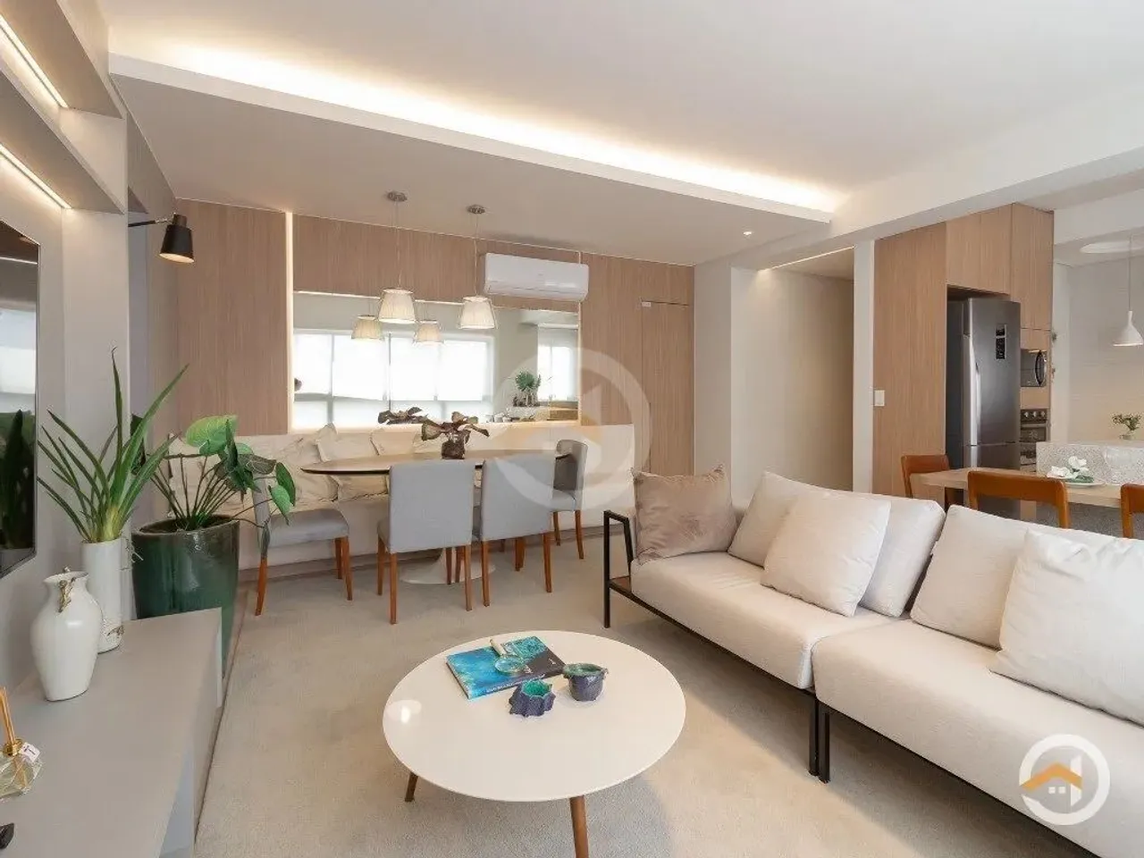 Apartamento 3 Suítes novo, 2 vagas de garagens em frente ao Parque Areião