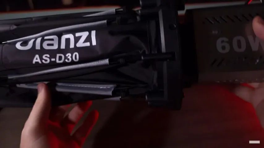 Led ZU60 + Softbox Ulanzi AS-D30  - Foto 4