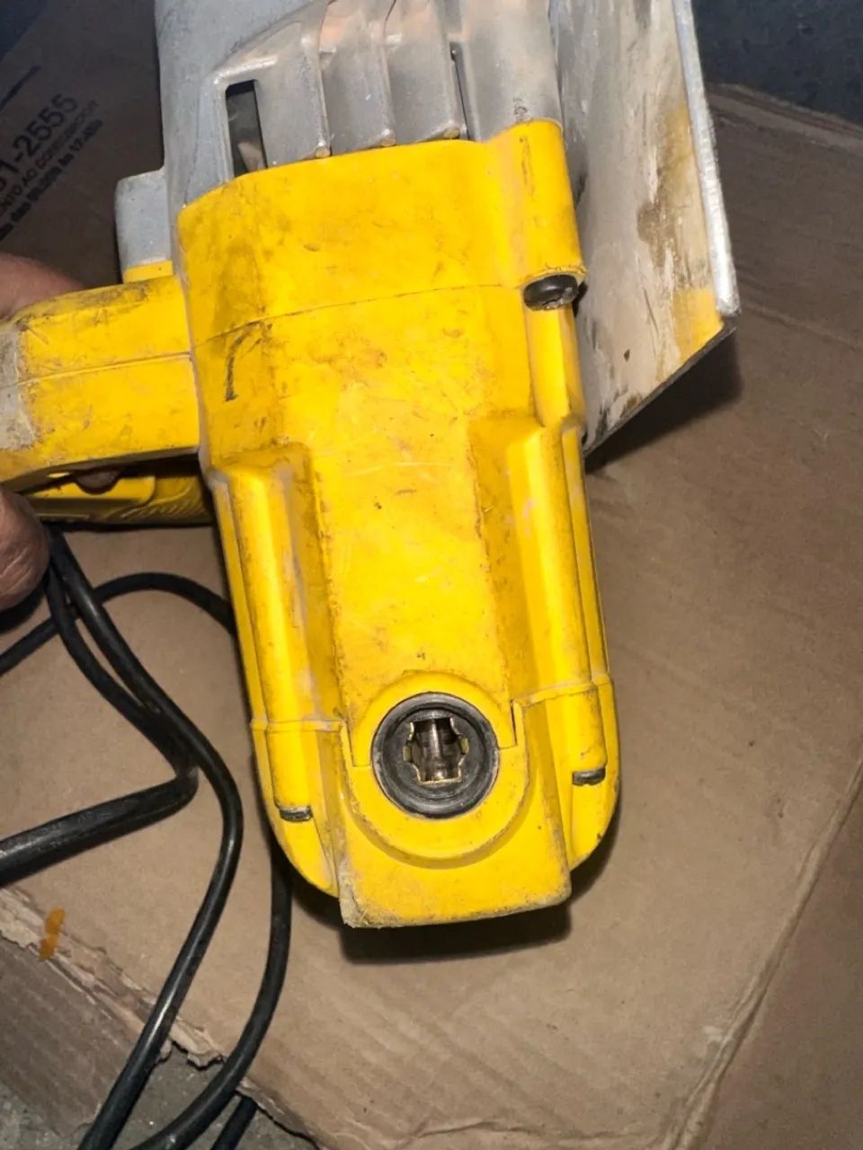 Serra mármore Stanley SPT115-BR tipo 10 127v defeito faltando peças  - Foto 2