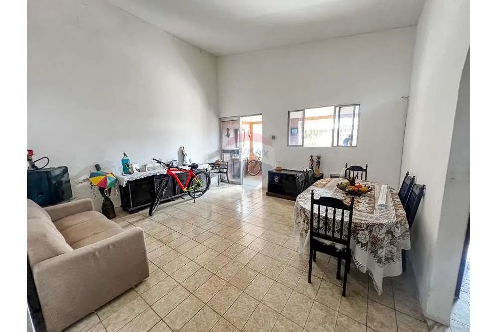 Seu Novo Lar em Setúbal: Espaçosa e Bem Localizada! - Foto 7