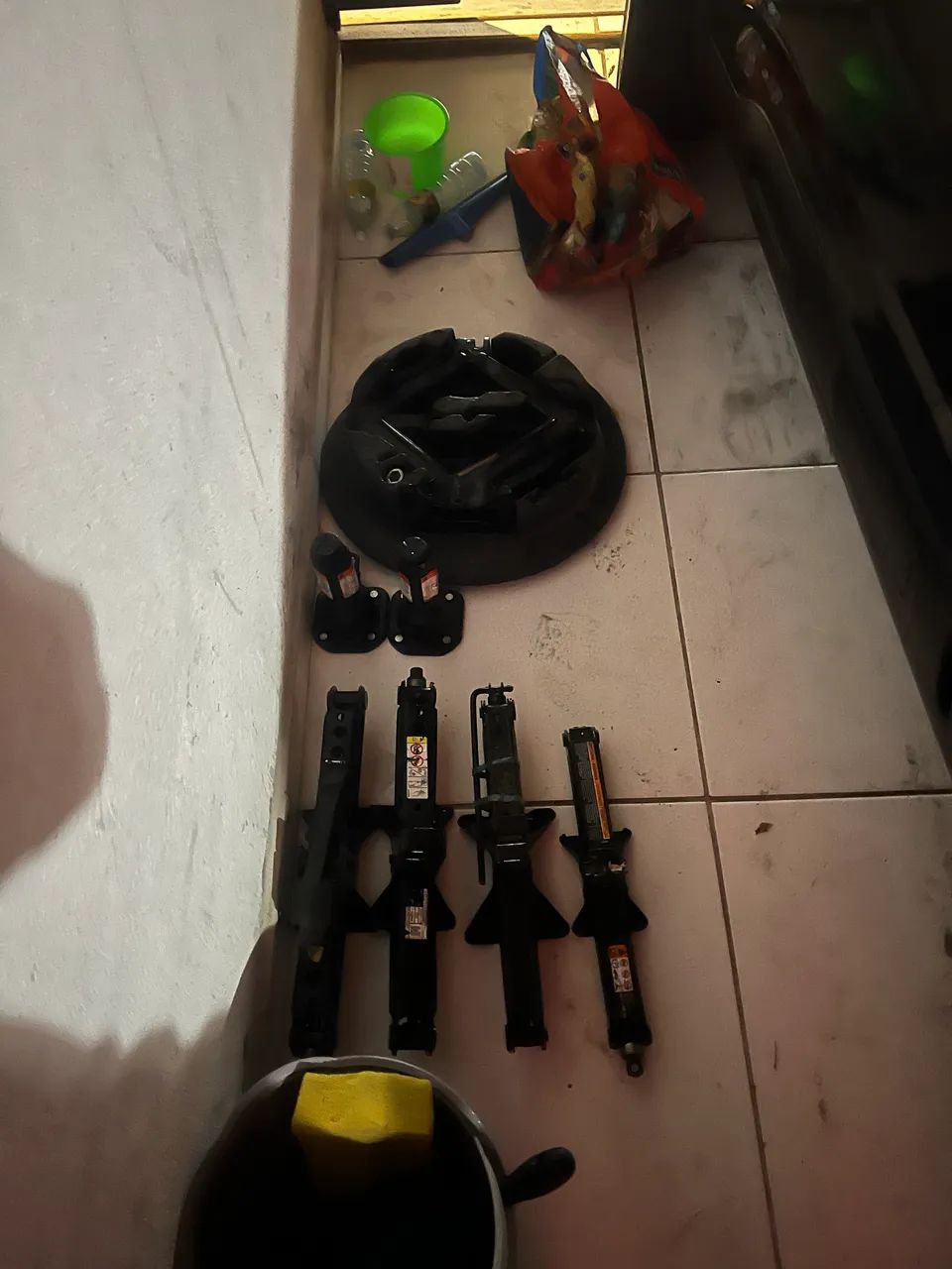 Macaco para carro e camionete 64419087479298122