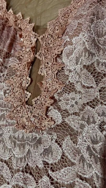 Vestido de renda rosa para festa - Foto 2