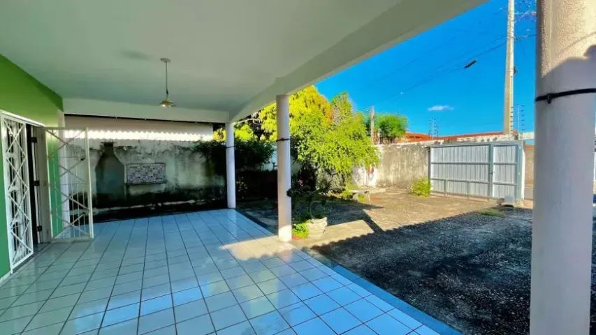 LINDA CASA A VENDA NO JARDIM TURU