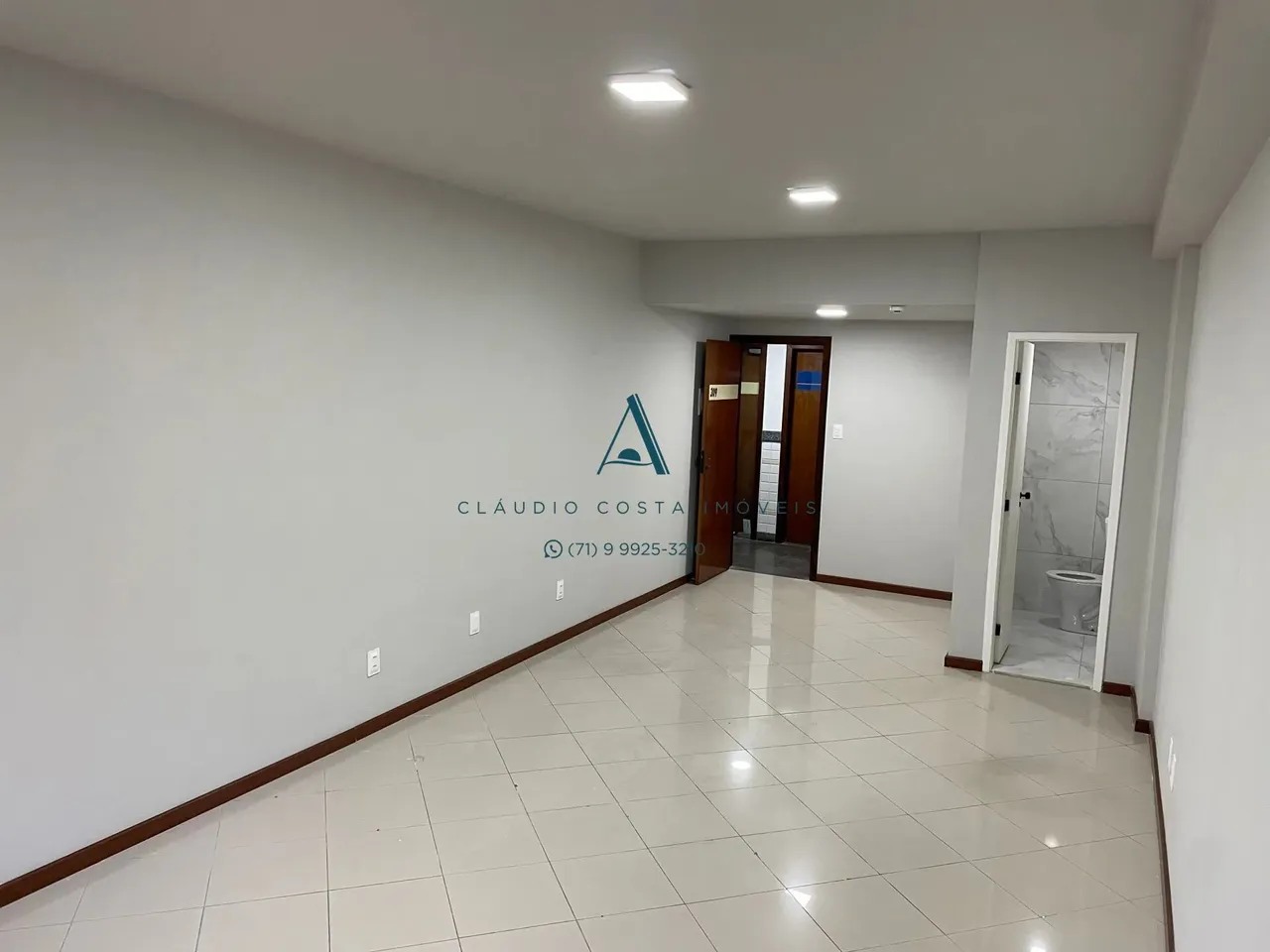 Sala comercial para LOCAÇÃO - Sala 309, Itaigara/Pituba