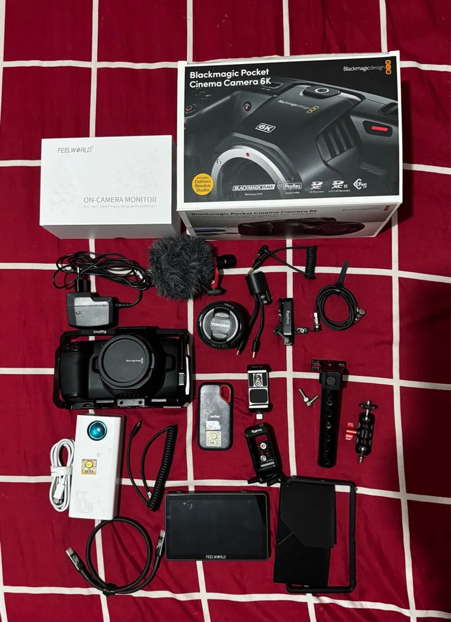 Blackmagic Pocket Cinema Camera 6K +Ssd+Lente+powerbank+monitor e acessórios