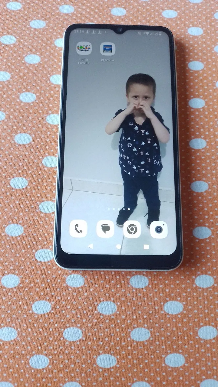 Vendendo celular urgente