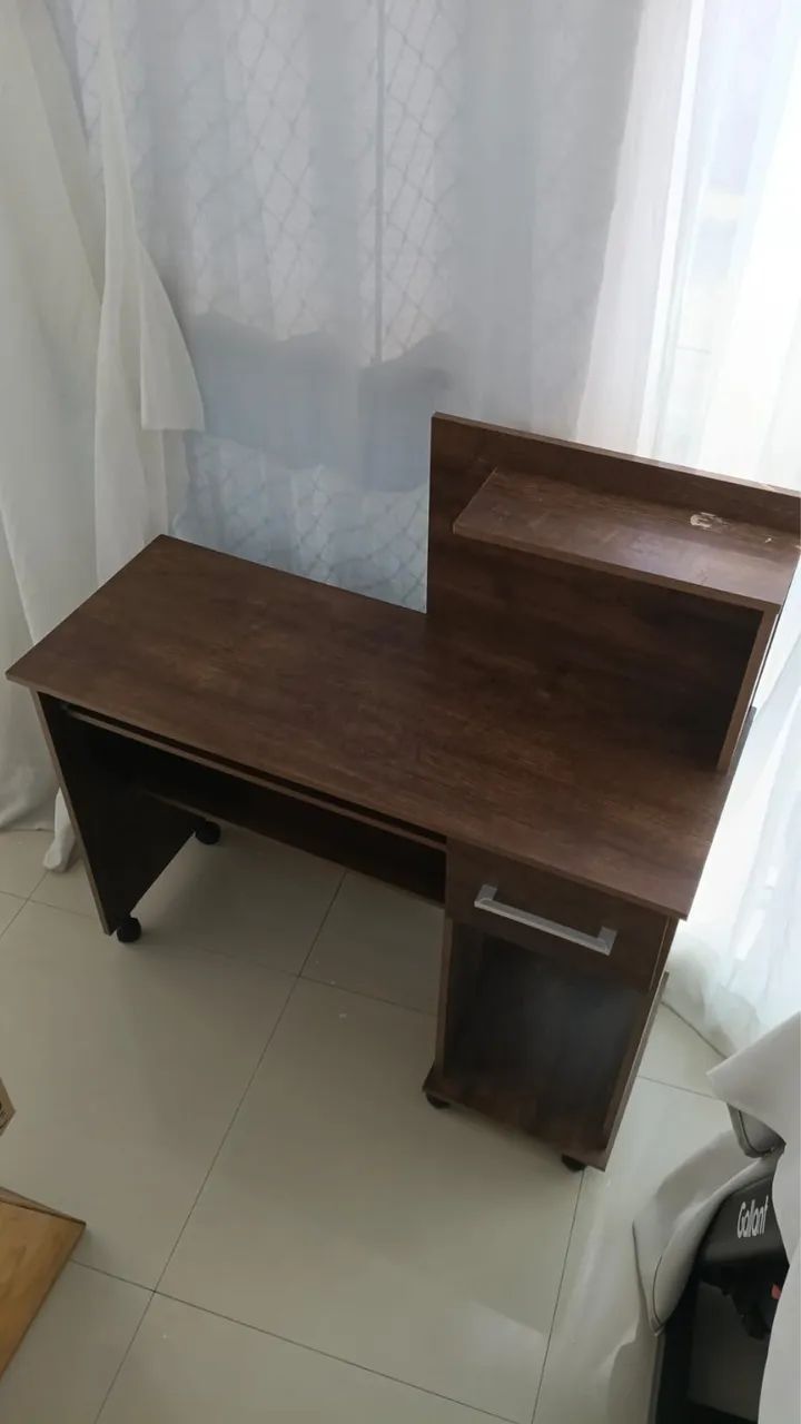 Mesa de Escritório Semi Nova  - Foto 4