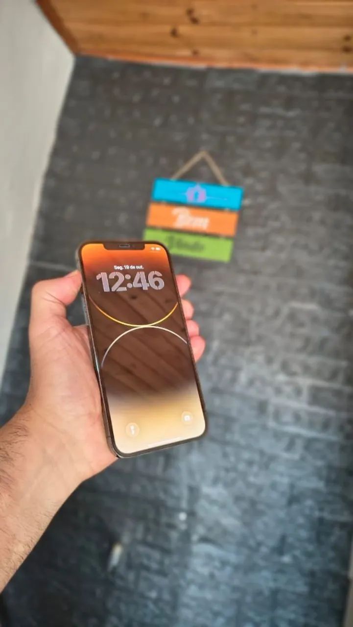 iPhone 12 Pro Max 1800$