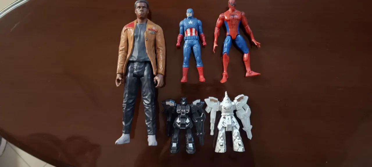 Bonecos de super heróis 30 cm - Foto 5