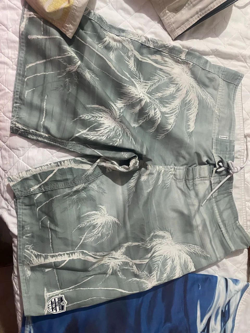 Bermudas originais 44 